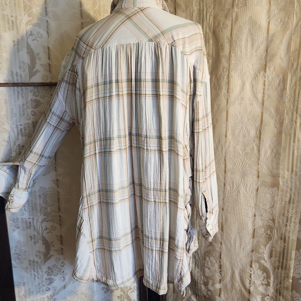 Free People Button Top - Picture 2 of 11